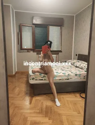 3510959487 - Foto Reale Rumena Per Te