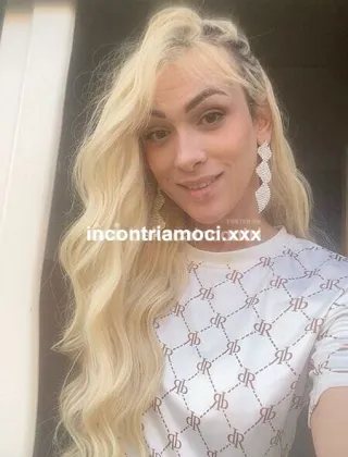 30 - Jeniffer Freitas Trans Verona - 3295591120