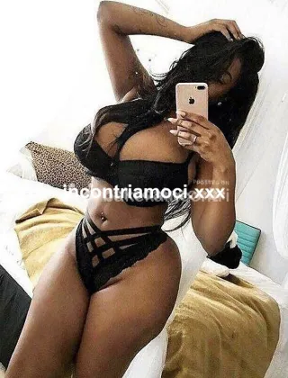30 - Yerive Escort Catanzaro - 3921393514