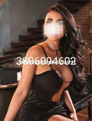 4 - Ra Escort Cosenza - 3896094602