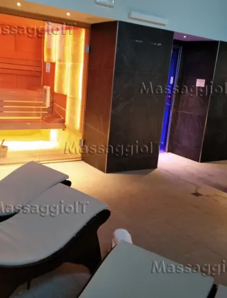 1 - Massaggi Prato - 3403921407
